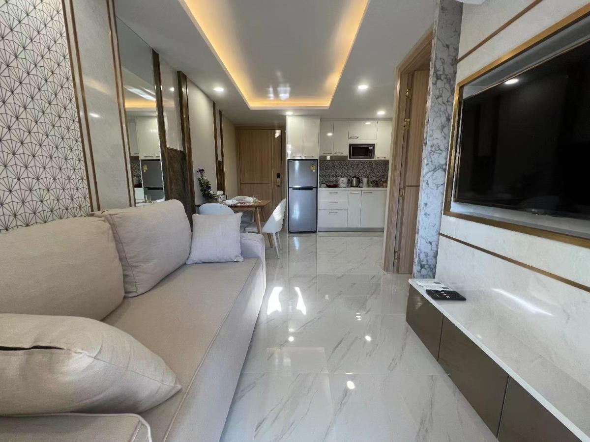 Romantic Beach Apartment芭堤雅水系高档酒店式公寓可做饭 Praia de Jomtien Exterior foto