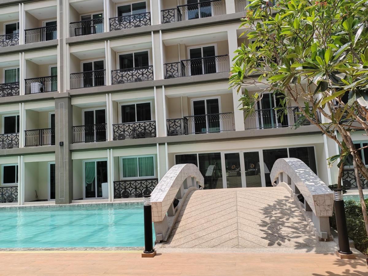 Romantic Beach Apartment芭堤雅水系高档酒店式公寓可做饭 Praia de Jomtien Exterior foto